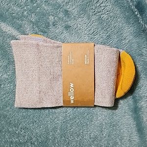 Wellow compression socks, size M, gray w/mustard toe and heel
